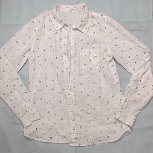Maurice’s button up top